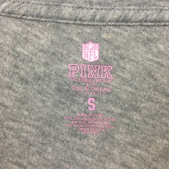 Victoria's Secret Pink St Louis Rams NFL T Shirt - Picture 4 of 4